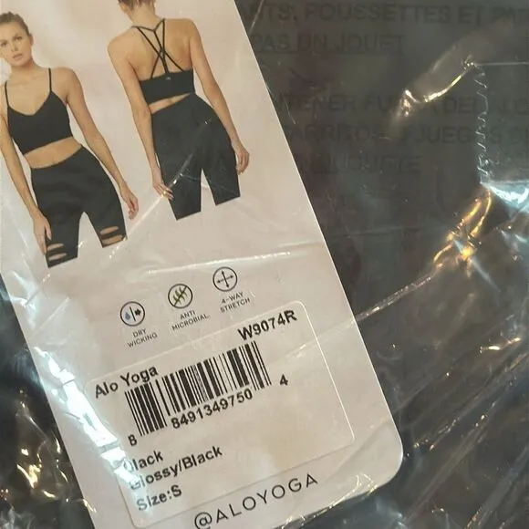 ALO LAVISH BRA GLOSSY BLACK NWT‎ SIZE SMALL $58 Revolve influencer