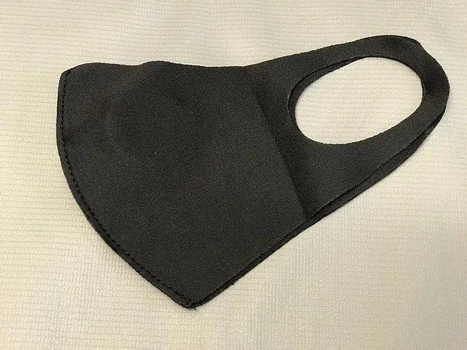 Black Mask Easy Breath with Valve   2 x U$5