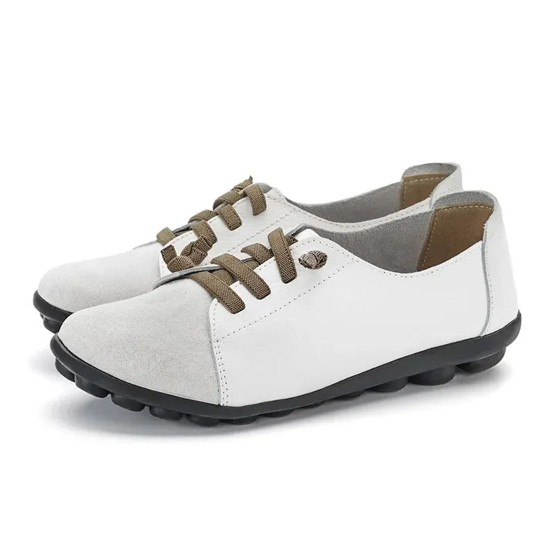 Ladies flat sneakers