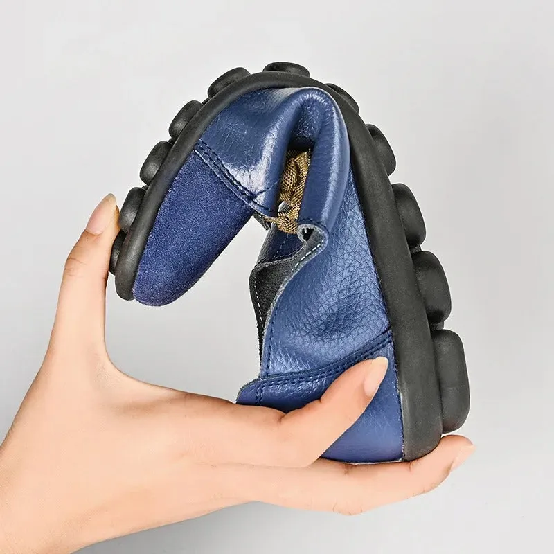 Ladies flat sneakers