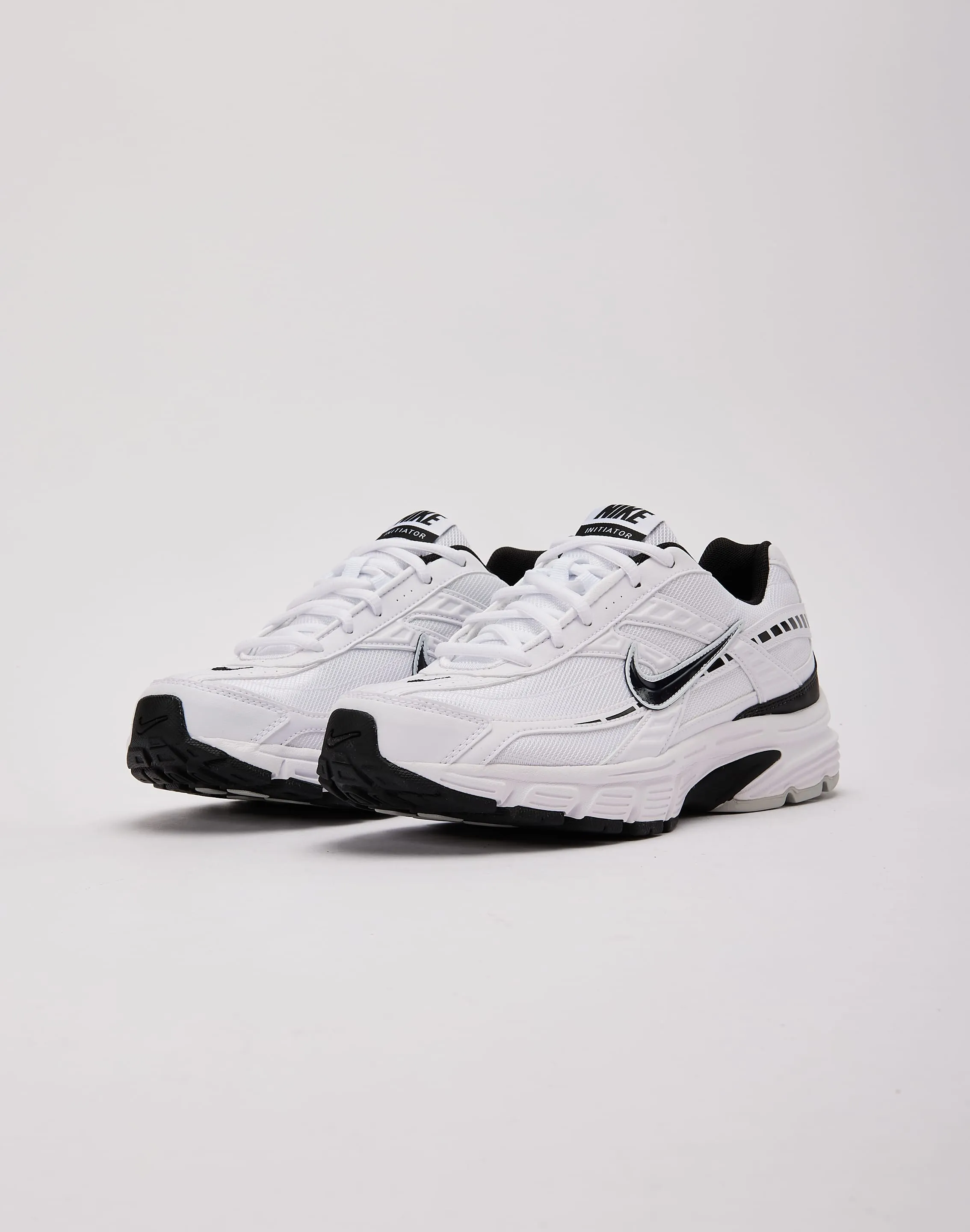 Nike Initiator