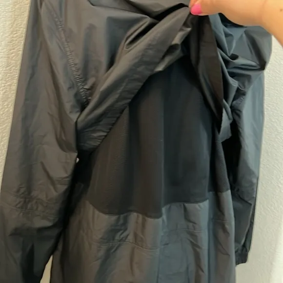 Nike Sportswear Repel Essentials Black/Black/White Hooded Windbreaker Size Med