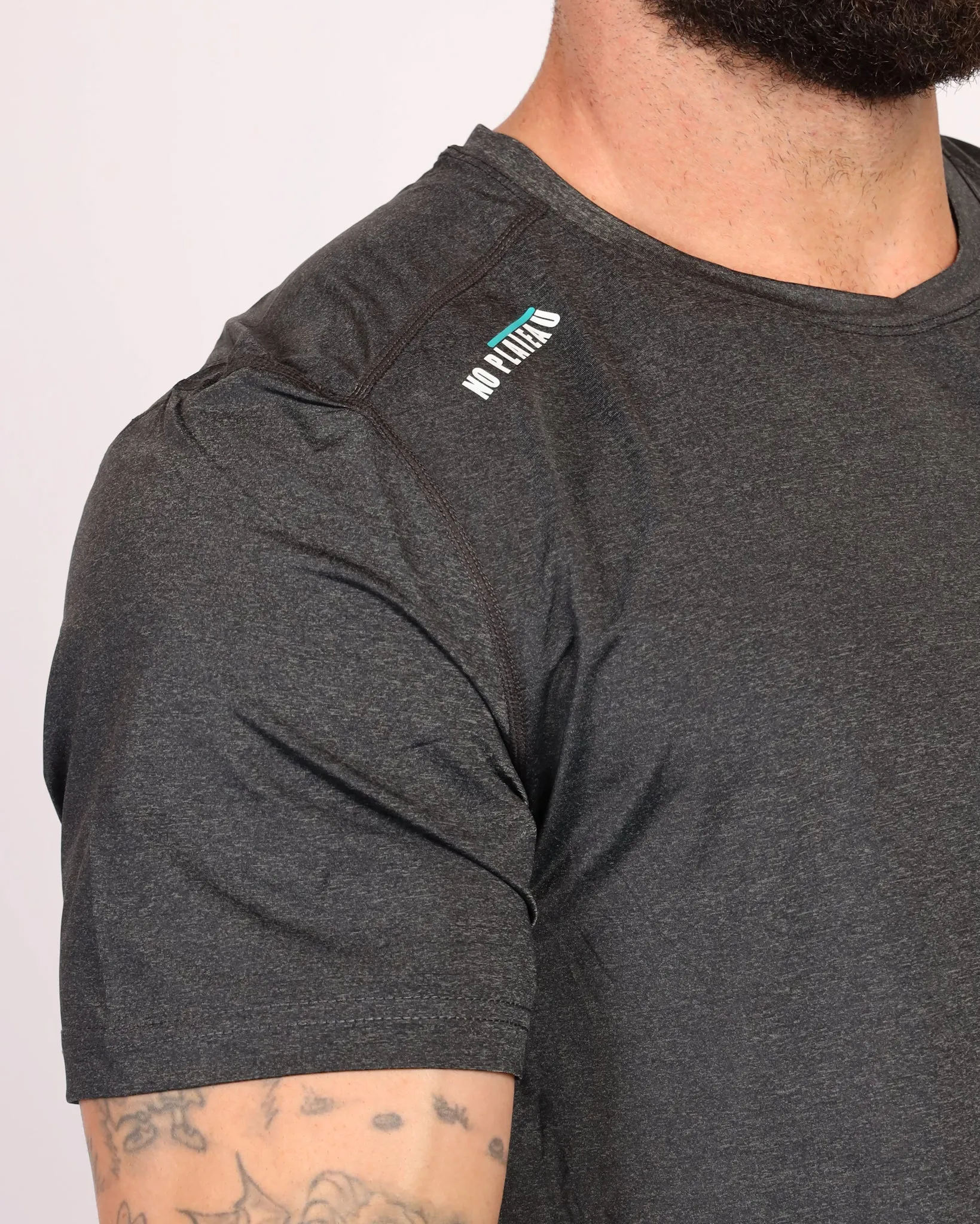 No Plateau Focus Tee | Lightweight & Quick-Dry (Dark Grey)