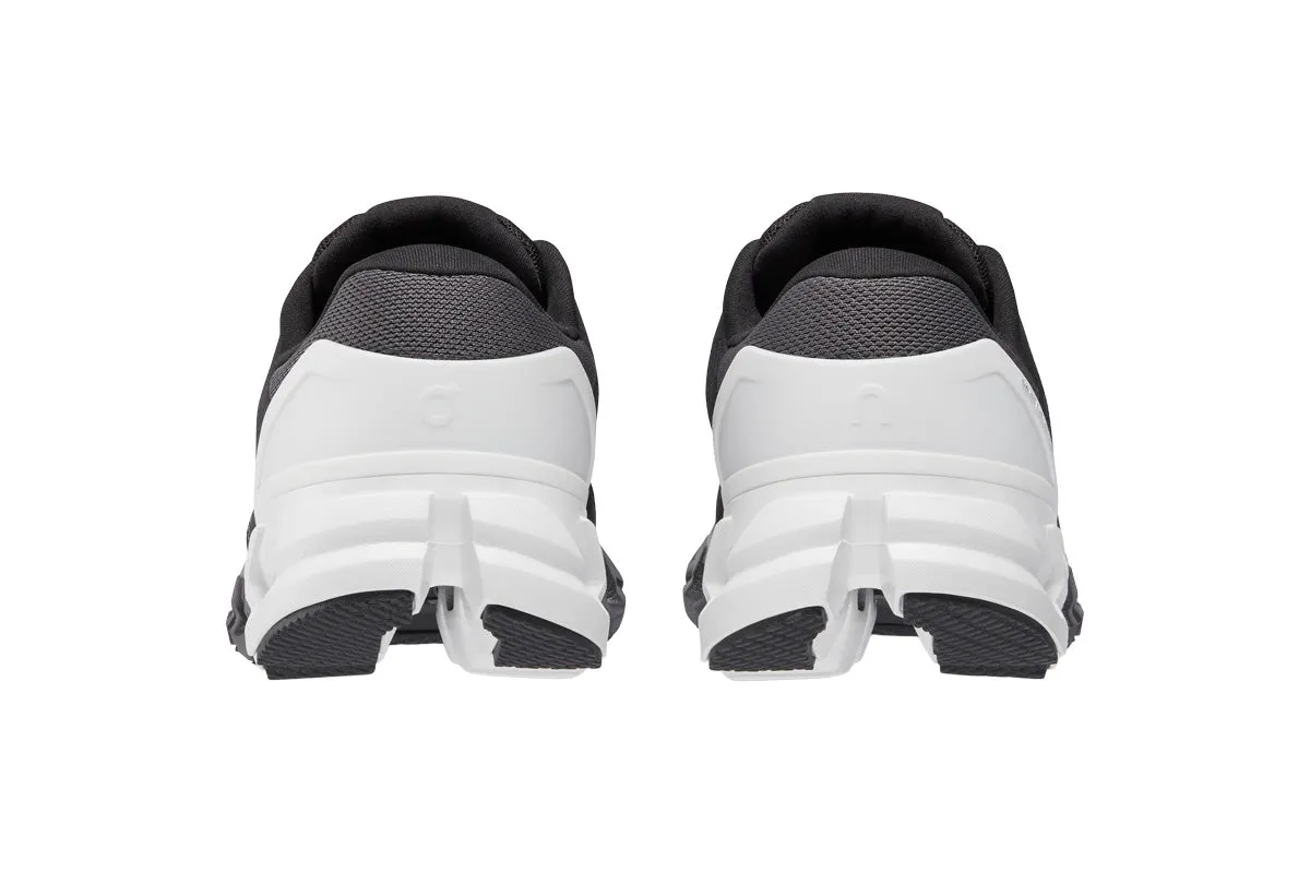 On Cloudflyer 4 D Black/White Womens