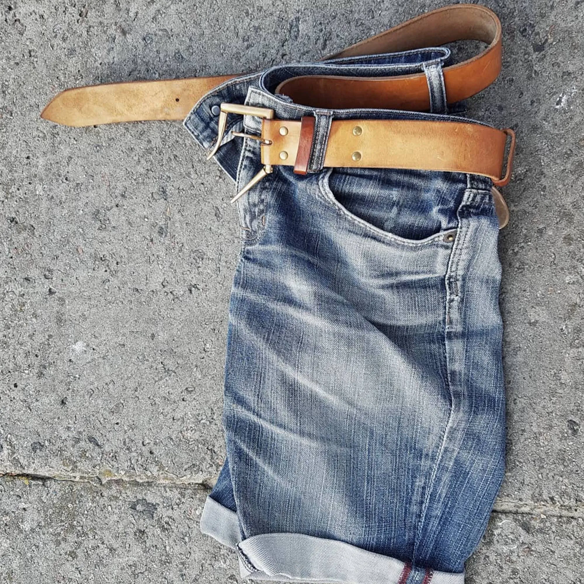 QUICK RELEASE LEATHER BELT