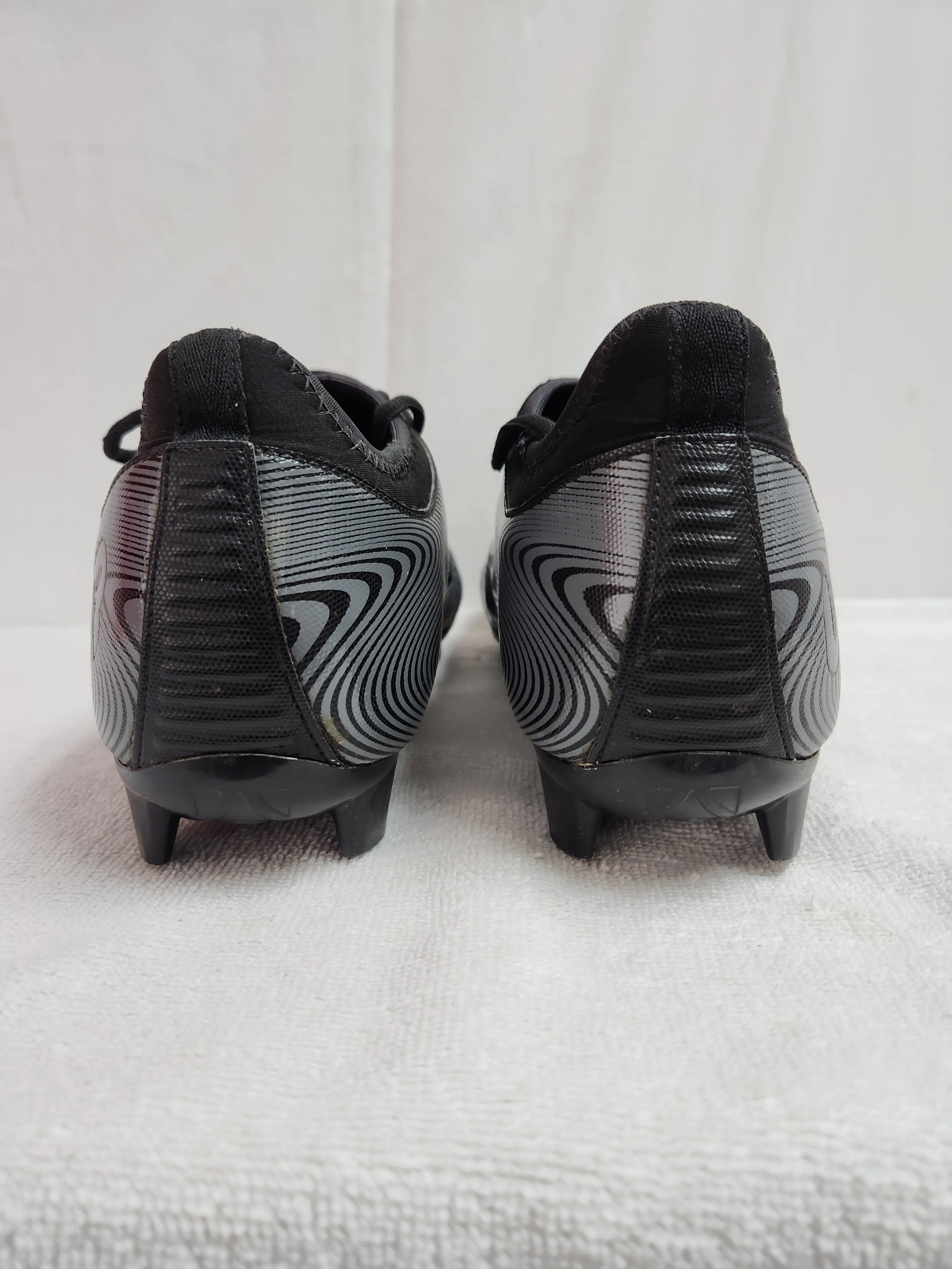 Rare Universe Point Men's Black Microfiber Ankle Cleats - Size: 13.5