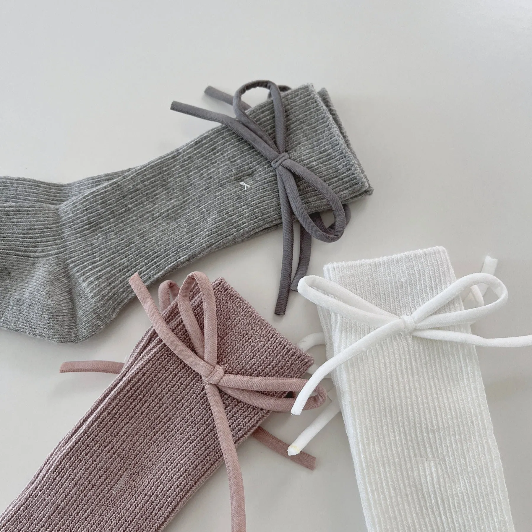 Ribbed Knee Socks with Bow, Ivory