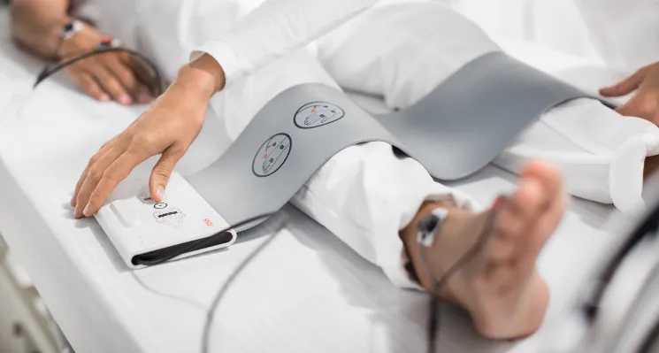 seca mBCA 525 - Portable Medical Body Composition Analyser, gold standard clinical validation & seca 115 license