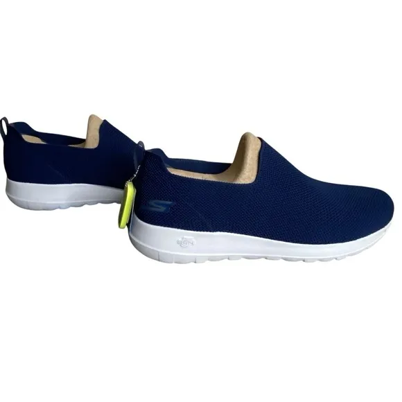 Skechers Mens sz 13 Navy GOwalk Max - Modulating Sneaker New in Box