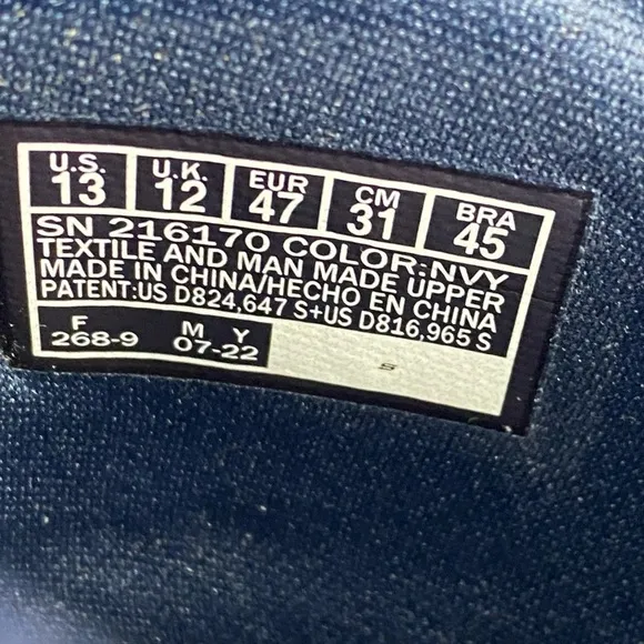 Skechers Mens sz 13 Navy GOwalk Max - Modulating Sneaker New in Box