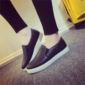 Spring Autumn Women Leather shoes For Woman Black Loafers snakeskin shoes slip on Loafer Casual Shoes zapatos mujer