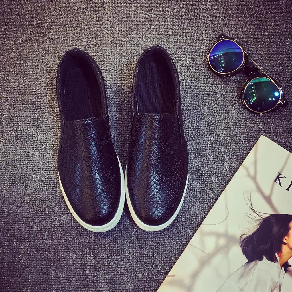 Spring Autumn Women Leather shoes For Woman Black Loafers snakeskin shoes slip on Loafer Casual Shoes zapatos mujer