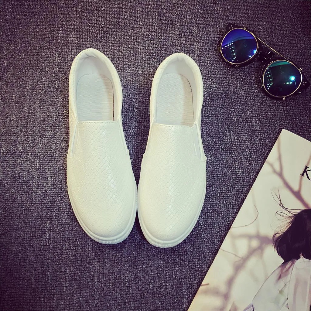 Spring Autumn Women Leather shoes For Woman Black Loafers snakeskin shoes slip on Loafer Casual Shoes zapatos mujer