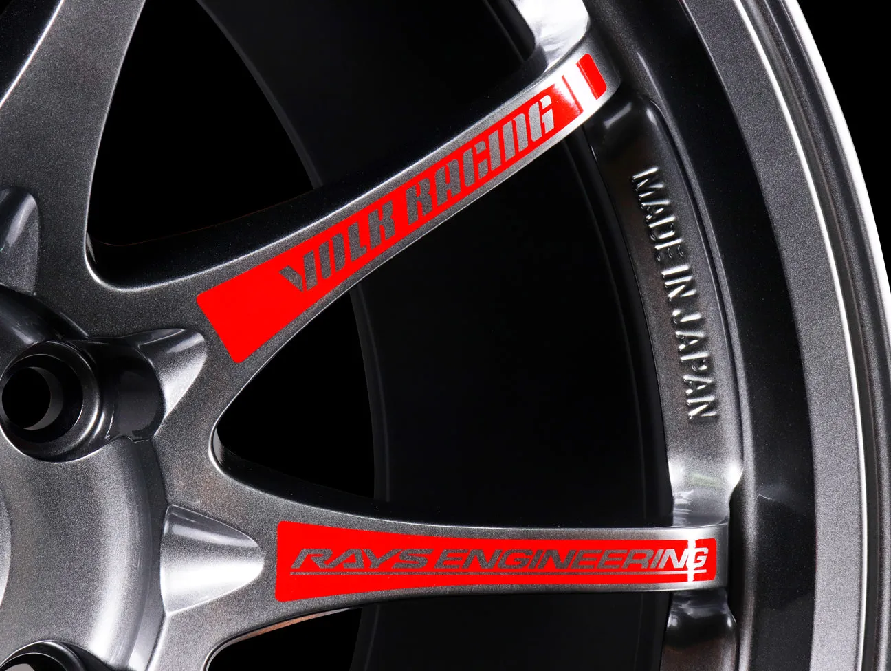 Volk Racing CE28SL Wheels - Formula Silver - 18x9.5 / 5x120 /  35
