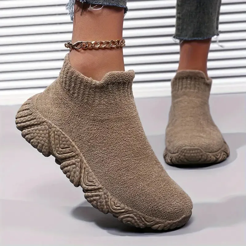 Women's lightweight fleece-lined running shoes